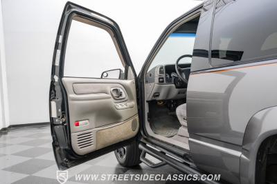 1995 Chevrolet Tahoe Z71 4X4 Restomod