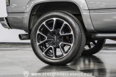 1995 Chevrolet Tahoe Z71 4X4 Restomod