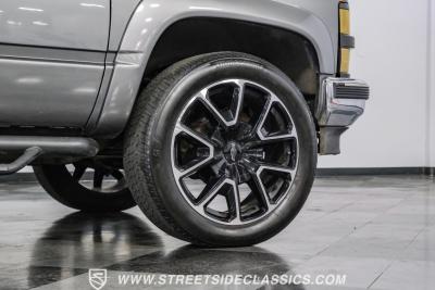 1995 Chevrolet Tahoe Z71 4X4 Restomod