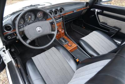 1977 Mercedes - Benz Mercedes Benz 280 SL &ldquo;Classicweiss&rdquo;