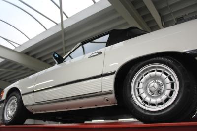 1977 Mercedes - Benz Mercedes Benz 280 SL &ldquo;Classicweiss&rdquo;