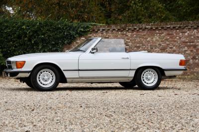 1977 Mercedes - Benz Mercedes Benz 280 SL &ldquo;Classicweiss&rdquo;