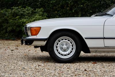 1977 Mercedes - Benz Mercedes Benz 280 SL &ldquo;Classicweiss&rdquo;