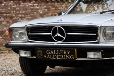 1977 Mercedes - Benz Mercedes Benz 280 SL &ldquo;Classicweiss&rdquo;