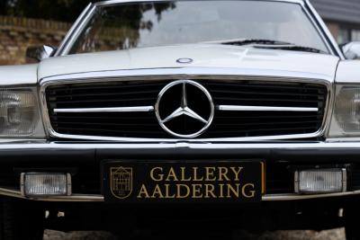 1977 Mercedes - Benz Mercedes Benz 280 SL &ldquo;Classicweiss&rdquo;