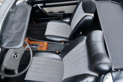 1977 Mercedes - Benz Mercedes Benz 280 SL &ldquo;Classicweiss&rdquo;