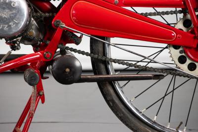 1948 Moto Guzzi MOTOLEGGERA