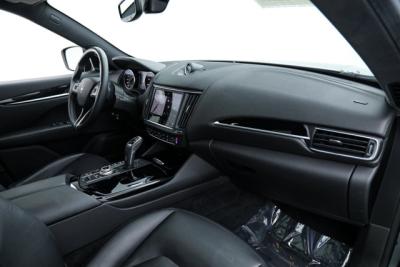 2022 Maserati Levante
