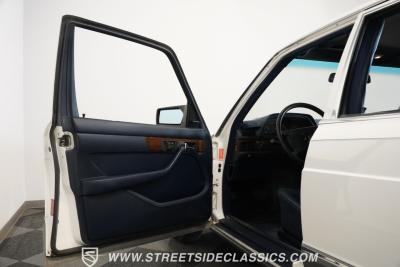 1984 Mercedes - Benz 300SD