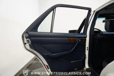 1984 Mercedes - Benz 300SD