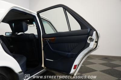 1984 Mercedes - Benz 300SD