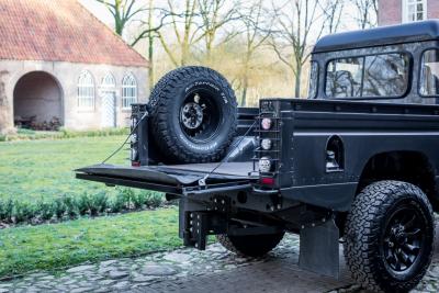 2000 Land Rover Defender 130