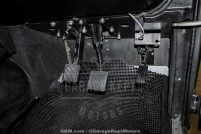 1989 Land Rover Defender 110 Perentie 6x6