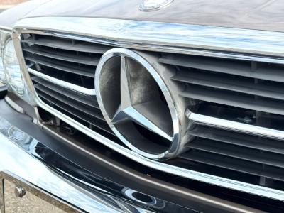 1989 Mercedes - Benz 560SL