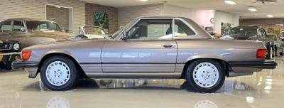 1989 Mercedes - Benz 560SL
