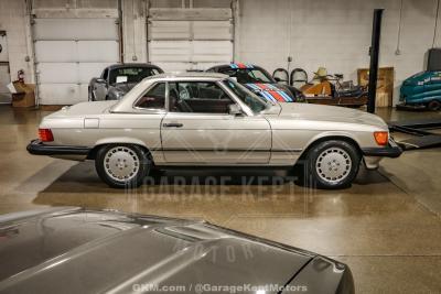 1986 Mercedes - Benz 560SL