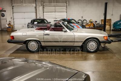1986 Mercedes - Benz 560SL
