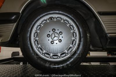 1986 Mercedes - Benz 560SL