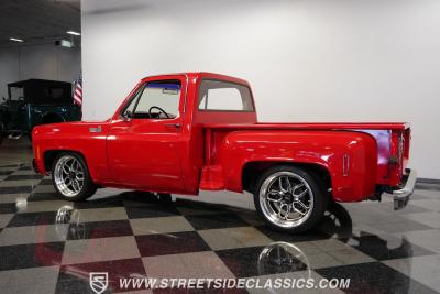 1976 Chevrolet C10 Custom Deluxe Stepside
