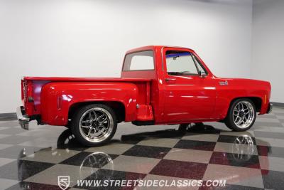 1976 Chevrolet C10 Custom Deluxe Stepside