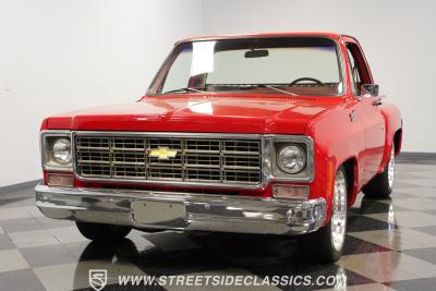 1976 Chevrolet C10 Custom Deluxe Stepside