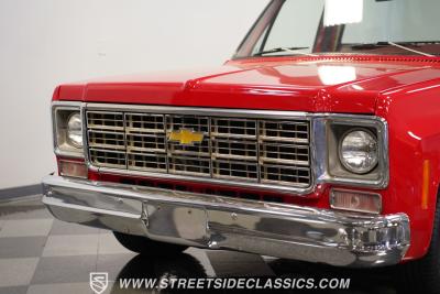 1976 Chevrolet C10 Custom Deluxe Stepside