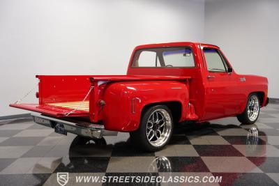 1976 Chevrolet C10 Custom Deluxe Stepside