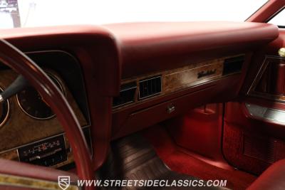 1977 Ford Thunderbird