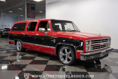 1987 Chevrolet Suburban Silverado