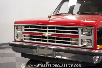 1987 Chevrolet Suburban Silverado