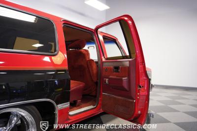 1987 Chevrolet Suburban Silverado