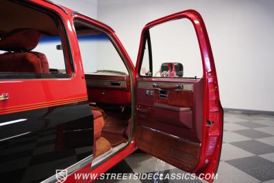 1987 Chevrolet Suburban Silverado