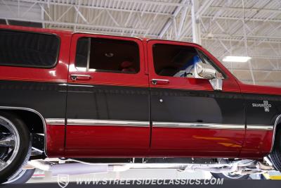 1987 Chevrolet Suburban Silverado