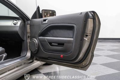 2005 Ford Mustang GT Eleanor Tribute