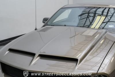 2005 Ford Mustang GT Eleanor Tribute