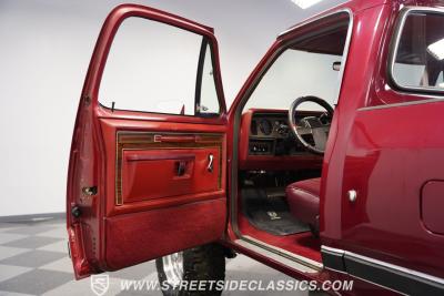 1986 Dodge Power Ram 150 Royal SE