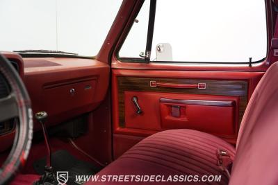 1986 Dodge Power Ram 150 Royal SE