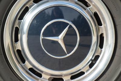 1969 Mercedes - Benz 280 SL