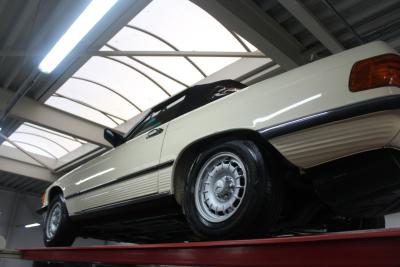 1976 Mercedes - Benz Mercedes Benz 280 SL &ldquo;First lacquer&rdquo;