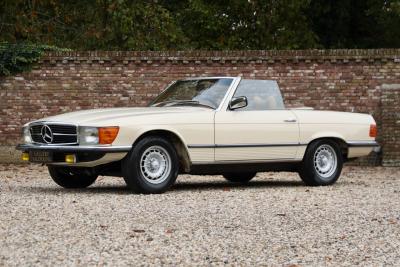 1976 Mercedes - Benz Mercedes Benz 280 SL &ldquo;First lacquer&rdquo;