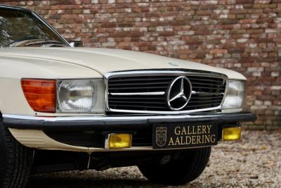 1976 Mercedes - Benz Mercedes Benz 280 SL &ldquo;First lacquer&rdquo;