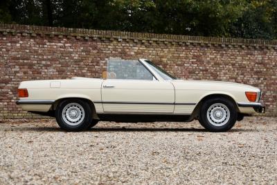 1976 Mercedes - Benz Mercedes Benz 280 SL &ldquo;First lacquer&rdquo;