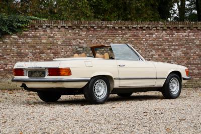 1976 Mercedes - Benz Mercedes Benz 280 SL &ldquo;First lacquer&rdquo;