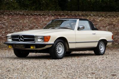 1976 Mercedes - Benz Mercedes Benz 280 SL &ldquo;First lacquer&rdquo;