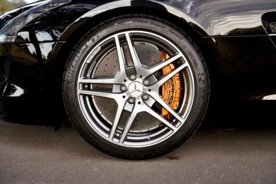 2012 Mercedes - Benz SLS AMG Roadster