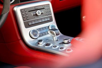 2012 Mercedes - Benz SLS AMG Roadster