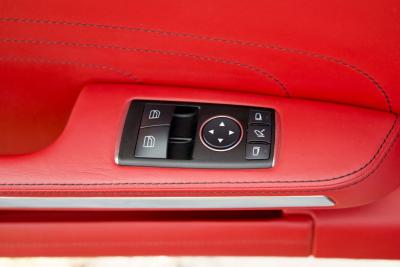 2012 Mercedes - Benz SLS AMG Roadster