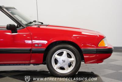 1991 Ford Mustang LX Convertible
