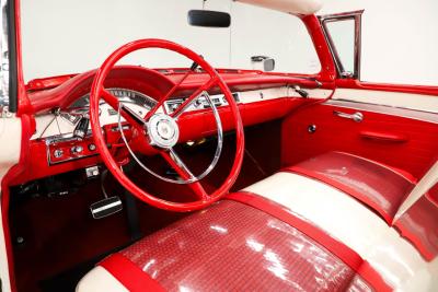 1957 Ford Fairlane 500 Skyliner