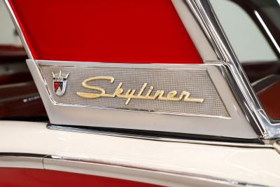 1957 Ford Fairlane 500 Skyliner